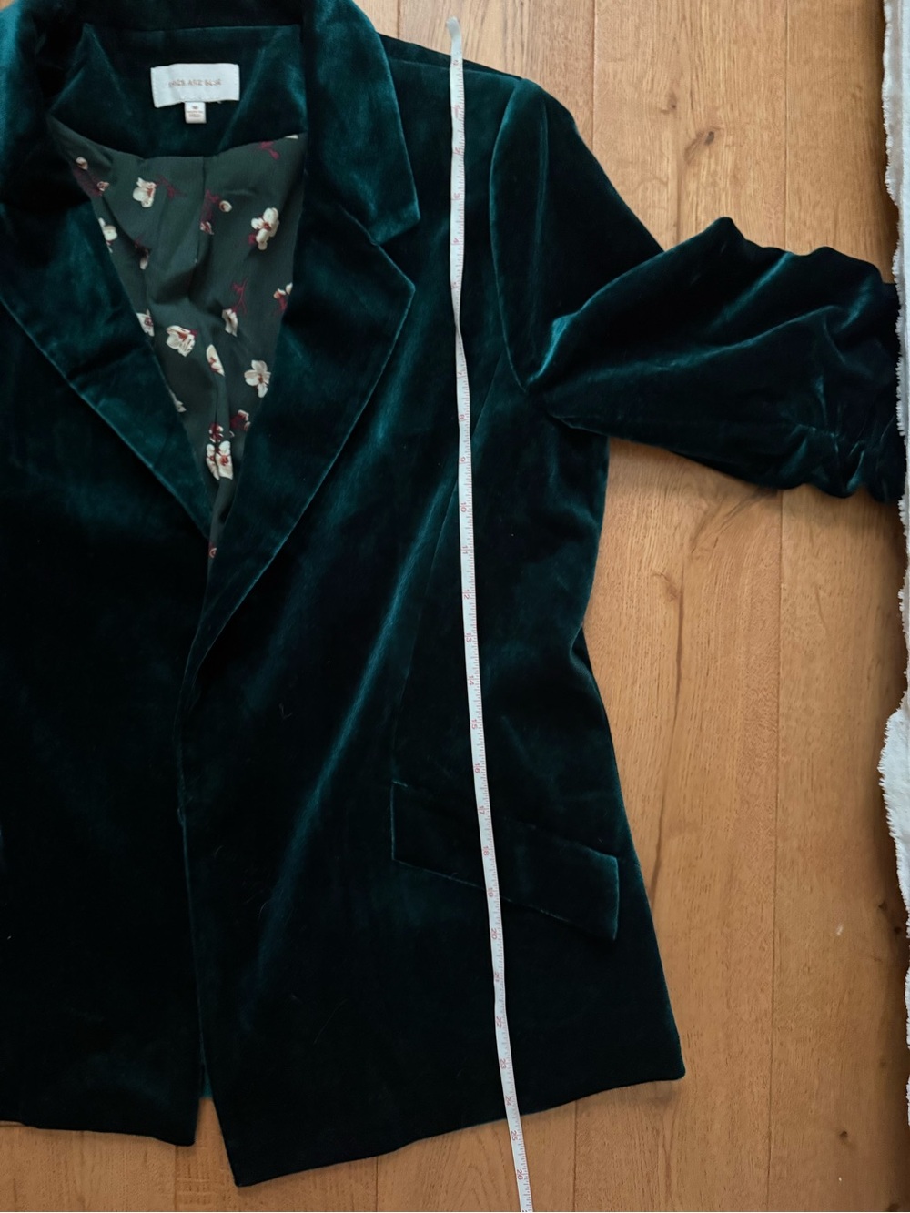 Skies Are Blue Velvet Blazer Jacket in Deep Green - Picture 11 of 12